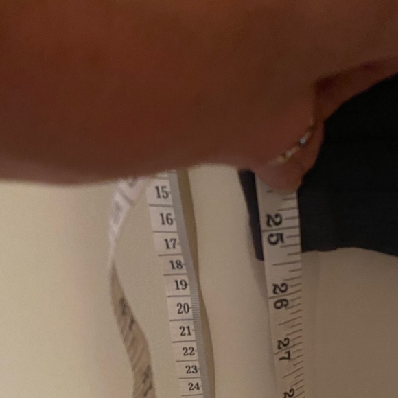 ALO Yoga Charcoal Leggings - Picture 7 of 7